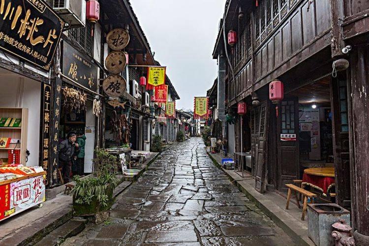 边玩边学,岳阳街道这场读书活动有趣又有益